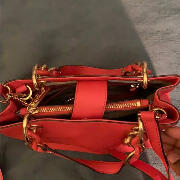 Authentic MK shoulder bag - Picture 3 of 4